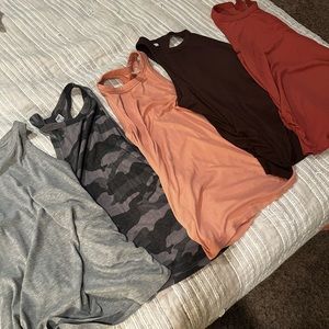 Old navy maternity tank top LOT